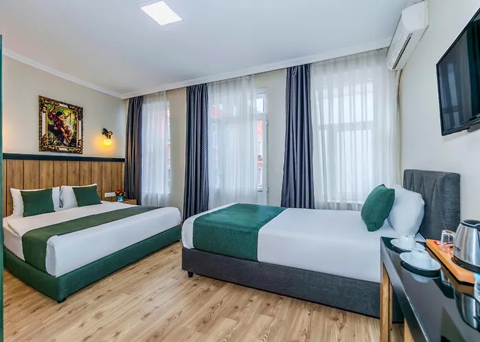 Отель La Pera Стамбул